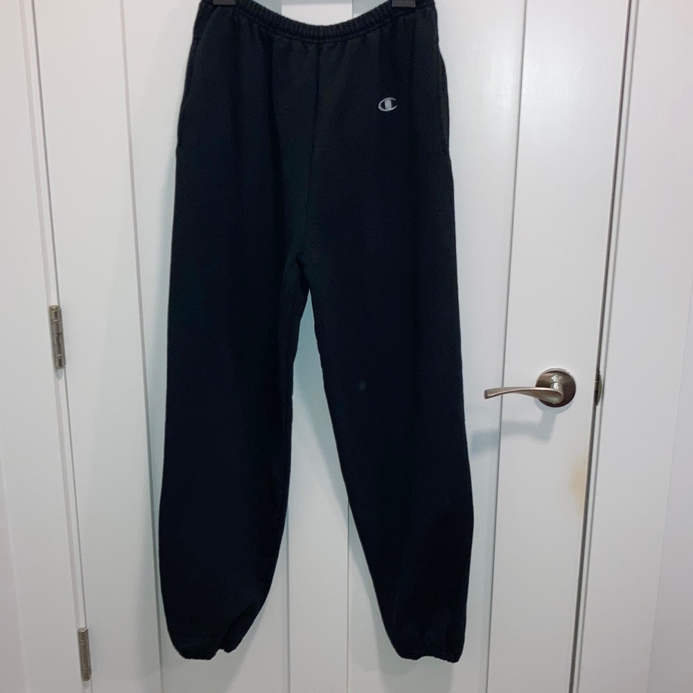 Mens cotton activewear pants. Champion.